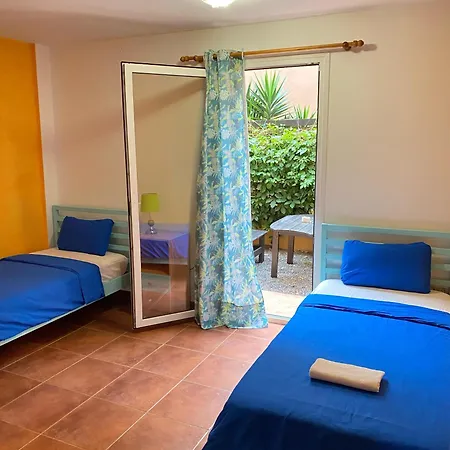 Blue Wave's House Apartment